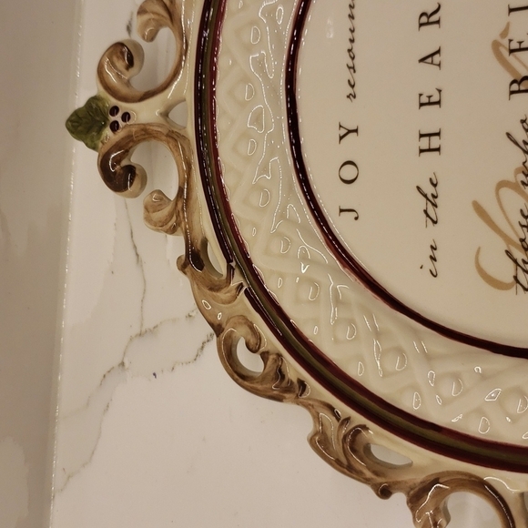 𝅺AMSCAM Inc. Handing ceramic plaque Christmas ' Joy Resounds in the Hearts o - Picture 4 of 13